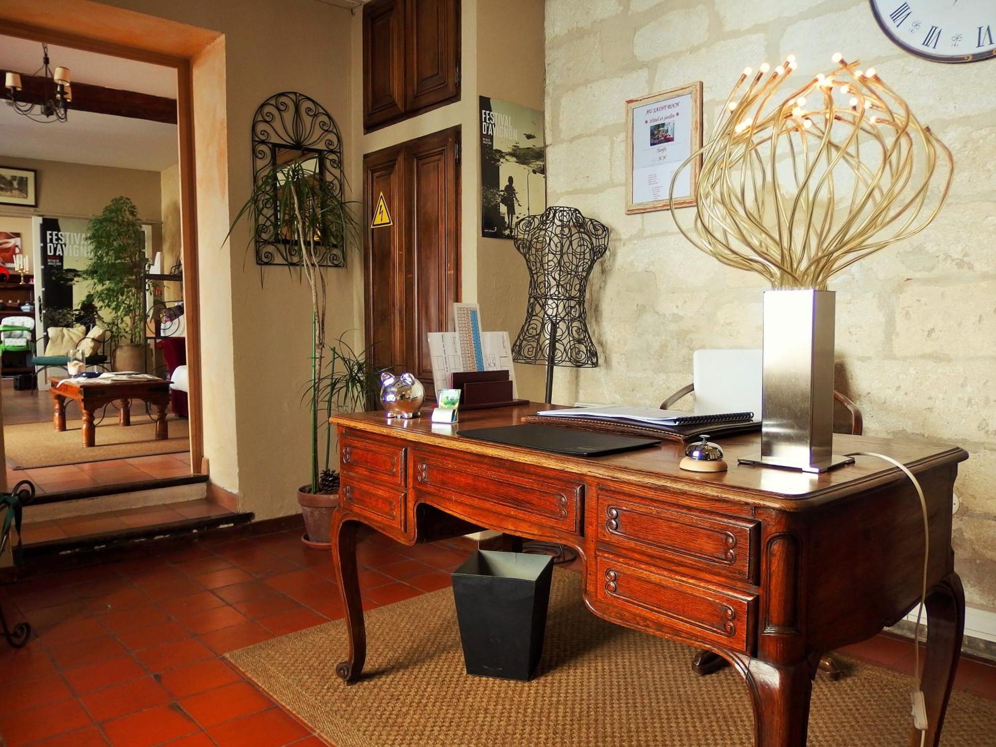 Au Saint Roch - Hotel Et Jardin أفينيون المظهر الخارجي الصورة