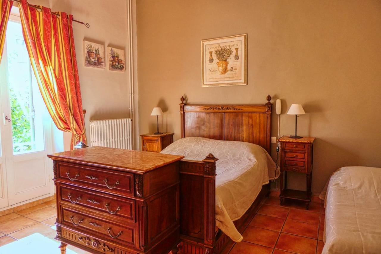 Au Saint Roch - Hotel Et Jardin أفينيون المظهر الخارجي الصورة
